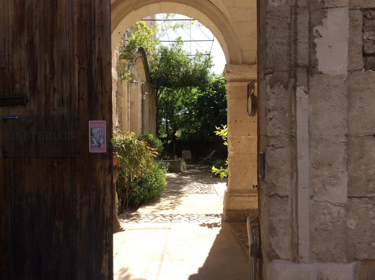 Le Posterlon Bed & Breakfast Caumont-sur-Durance Eksteriør bilde